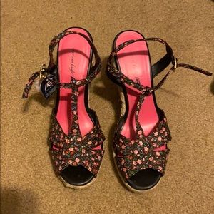 American Eagle Floral Wedges